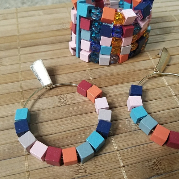 Boho Cubed Wood Earrings and Bracelet Set - Picture 5 of 6